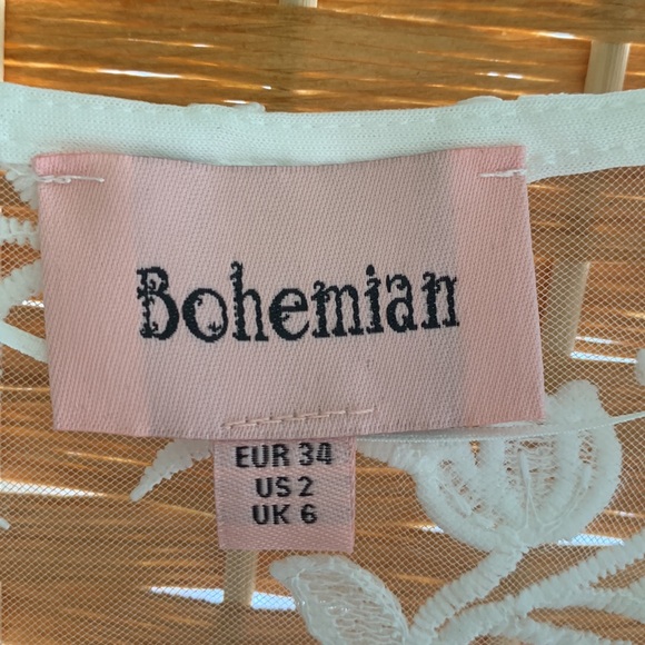 Bohemian - white cover up - cow girl - size US 2 - Picture 7 of 7